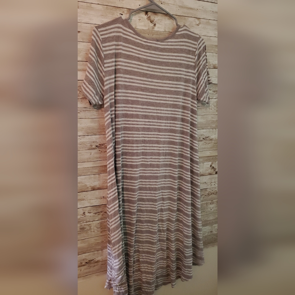 Lularoe tshirt dress - Picture 3 of 12